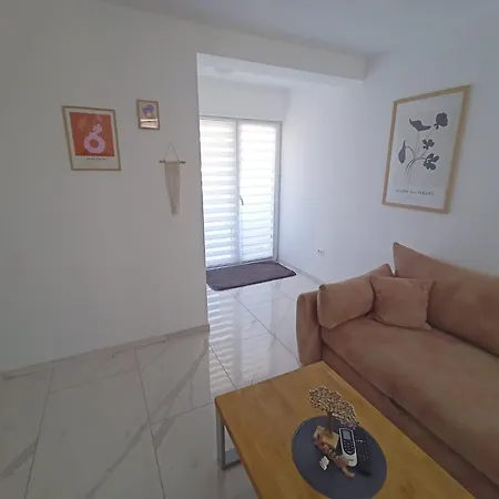 Apartment Gabriel Vrsi