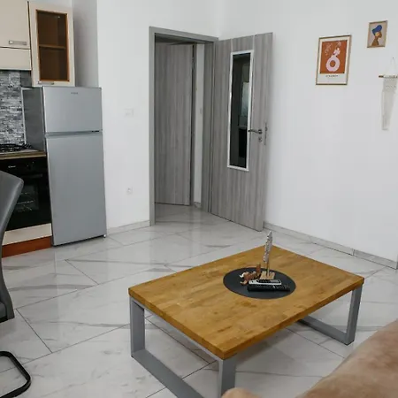 Gabriel Apartment *